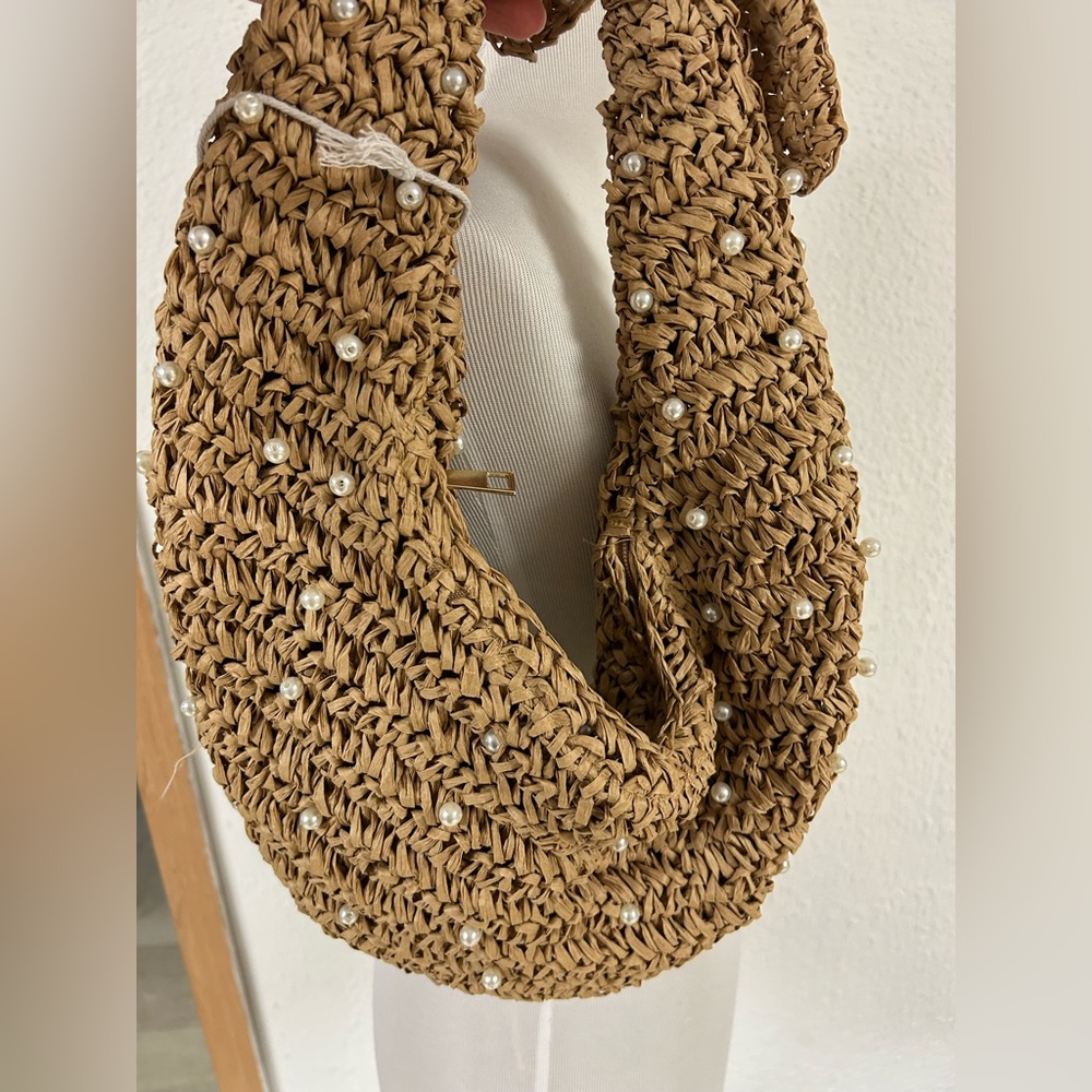 NWT Haute Hippie Straw Pearl-Embellished Woven Shoulder Hobo Bag in Natural Tan - Picture 5 of 12